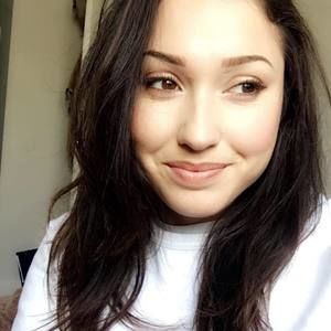 Meet your Posher, Karina